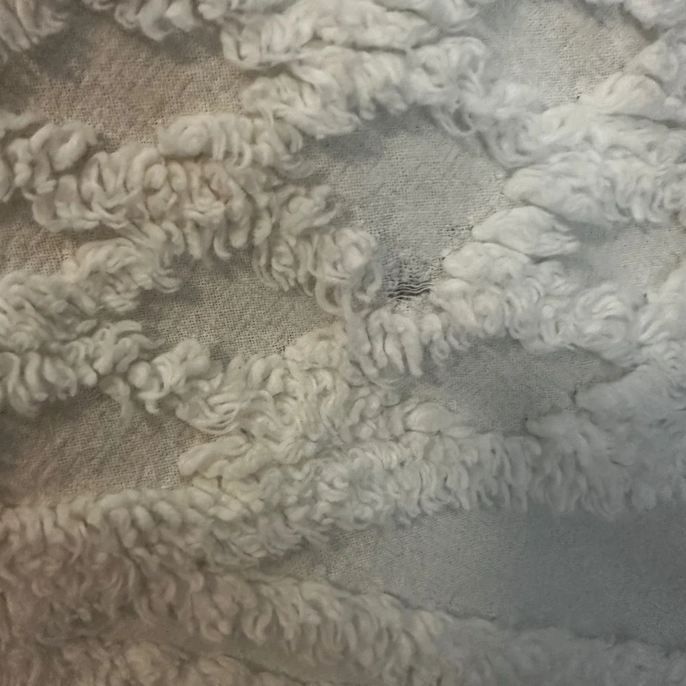 Vintage Chenille Bedspread White Tufted Floral Medallion Shabby Chic READ MCM